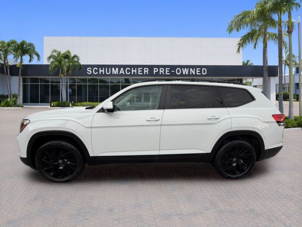 Used 2024 Volkswagen Atlas 2.0T SE w/Technology SUV