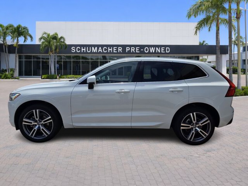 Used 2021 Volvo XC60 T5 Momentum SUV