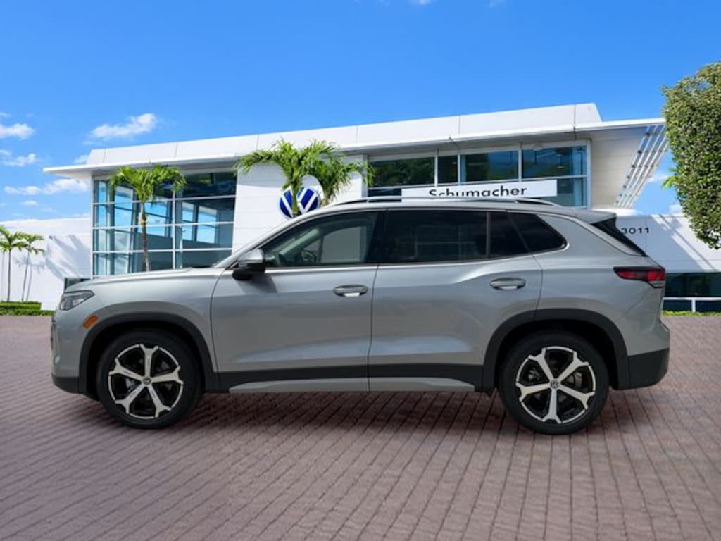 New 2026 Volkswagen Tiguan 2.0T SE SUV