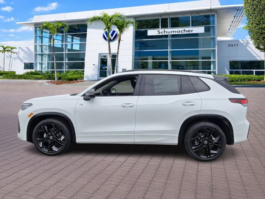 New 2026 Volkswagen Tiguan 2.0T SE R-Line Black SUV