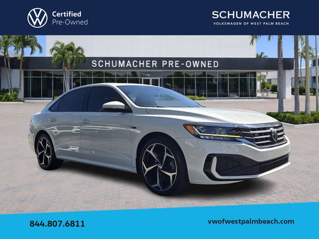 2021 Volkswagen Passat R-Line