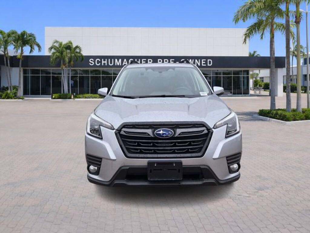 Used 2023 Subaru Forester Limited SUV