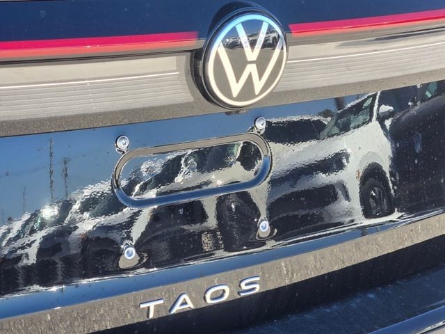 2026 Volkswagen Taos SEL - Photo 9