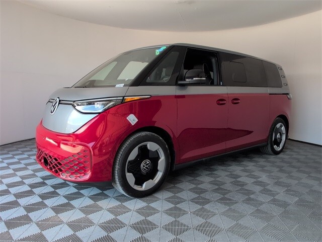 2025 Volkswagen ID. Buzz Pro Plus photo 2