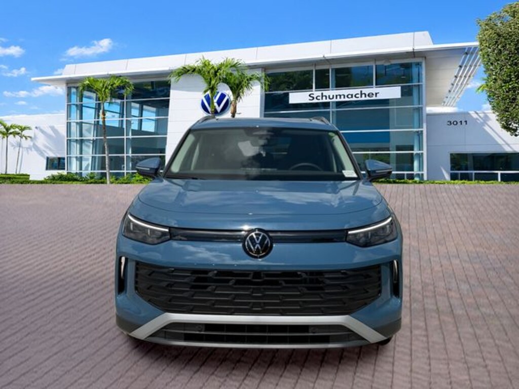 New 2026 Volkswagen Tiguan 2.0T SE SUV