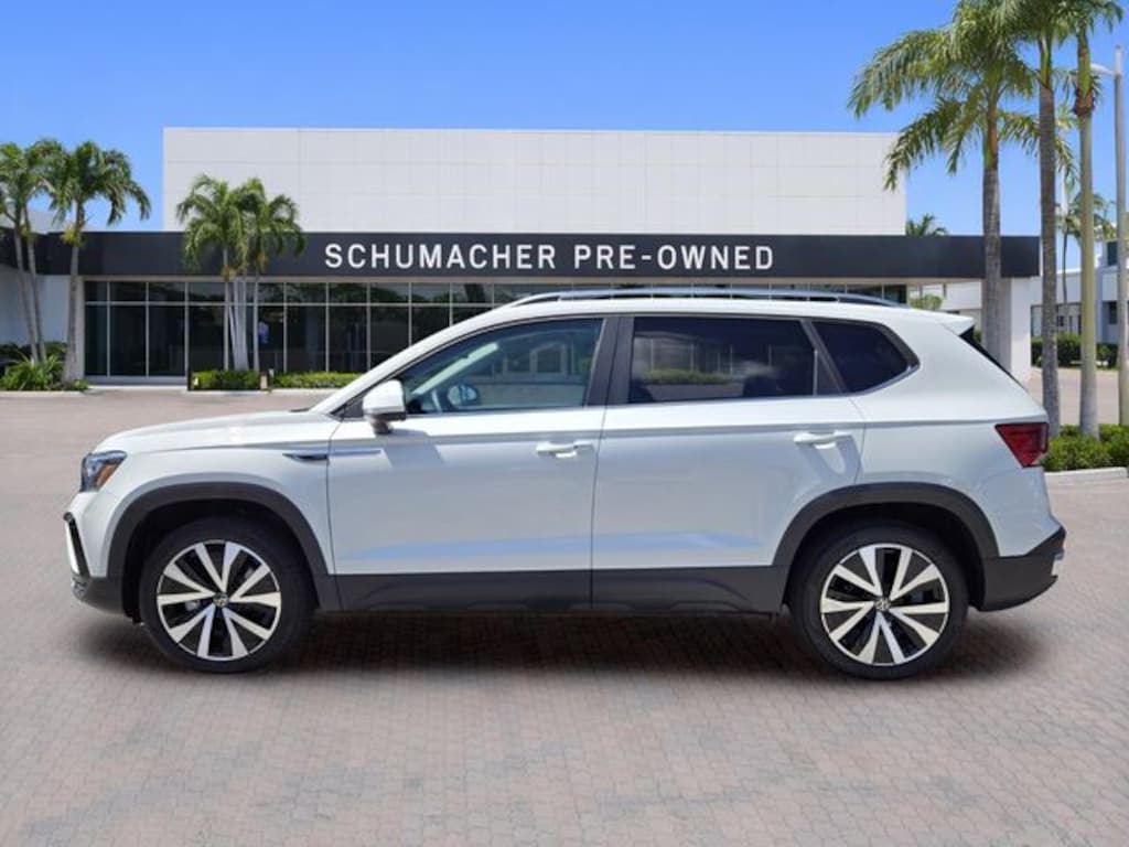 Certified 2023 Volkswagen Taos 1.5T SE SUV