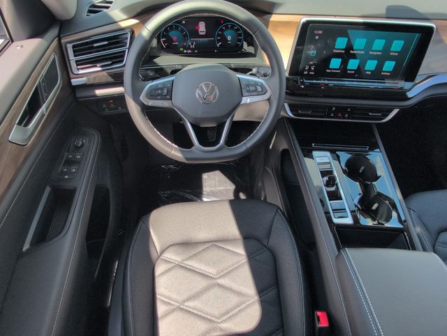 2026 Volkswagen Atlas SE w/Tech - Photo 8