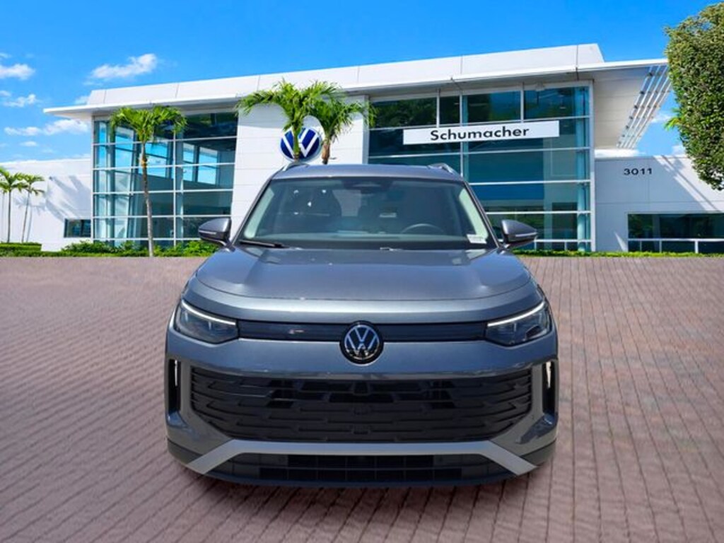 New 2026 Volkswagen Tiguan 2.0T SE SUV