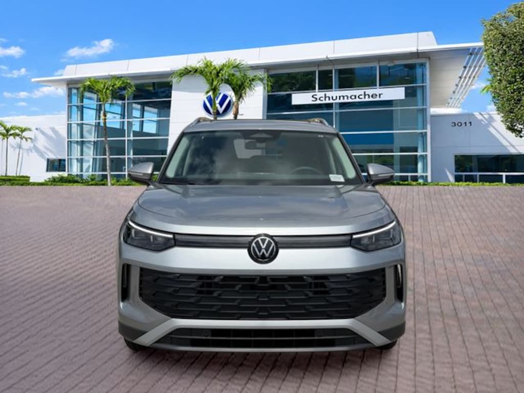 New 2026 Volkswagen Tiguan 2.0T SE SUV