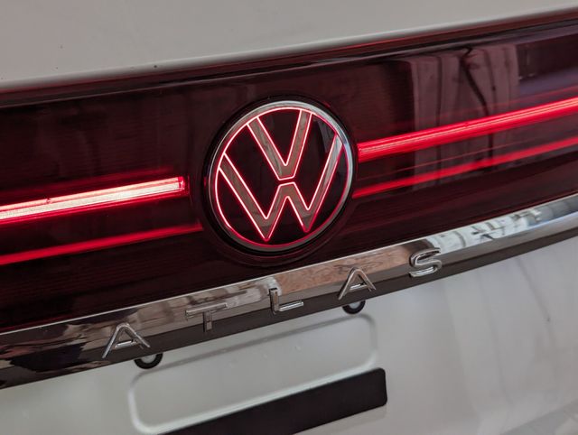 2026 Volkswagen Atlas SE w/Tech - Photo 11