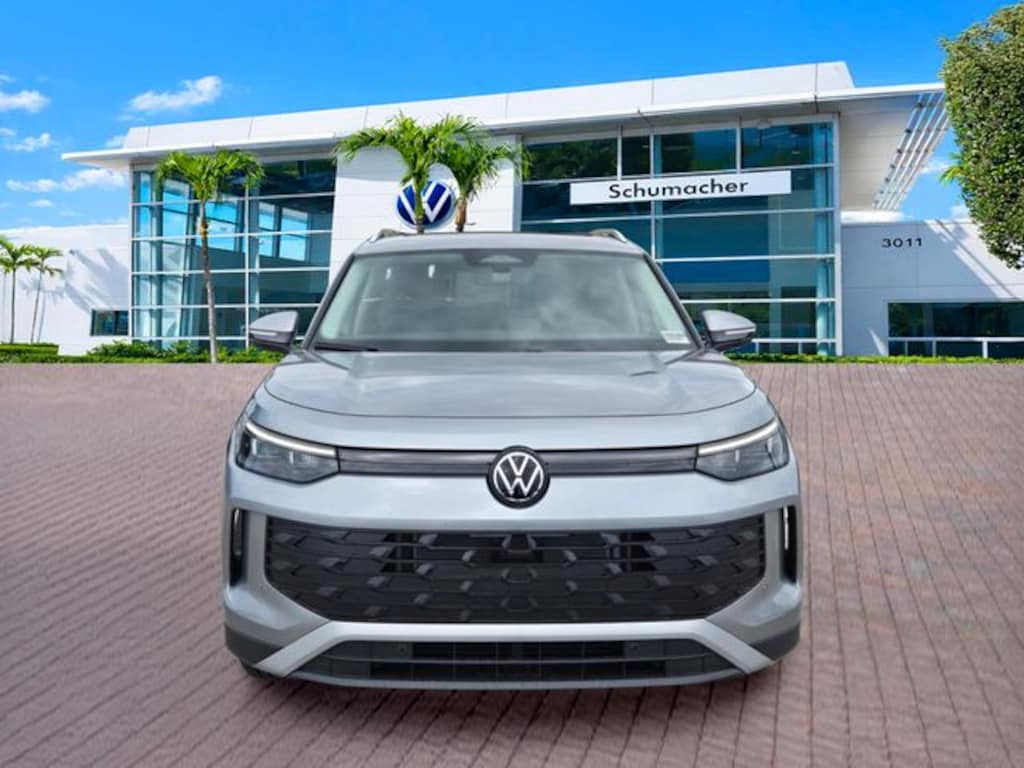 New 2026 Volkswagen Tiguan 2.0T SE SUV