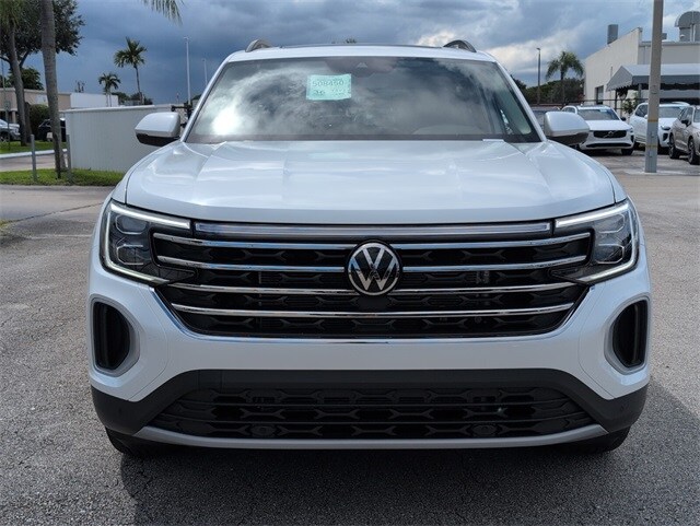 2026 Volkswagen Atlas SE Technology photo 3