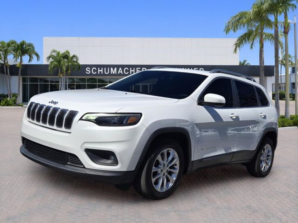 Used 2019 Jeep Cherokee Latitude FWD SUV