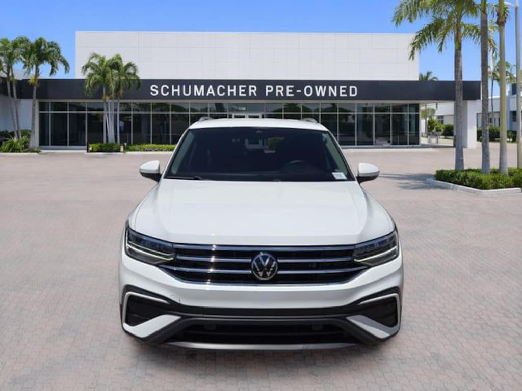 Used 2024 Volkswagen Tiguan 2.0T SE SUV