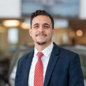 Staff member Damien Perez from ID_cc78b2