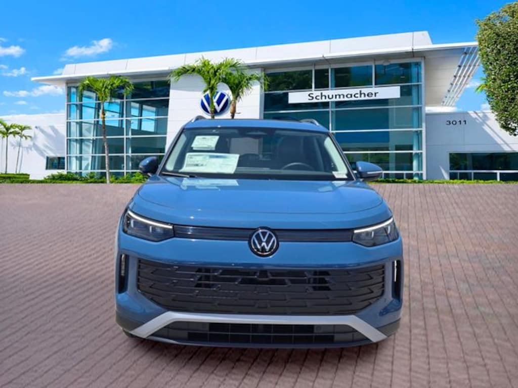 New 2026 Volkswagen Tiguan 2.0T SE SUV