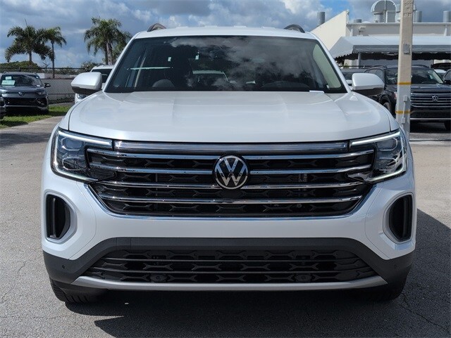 2026 Volkswagen Atlas SE Technology photo 2