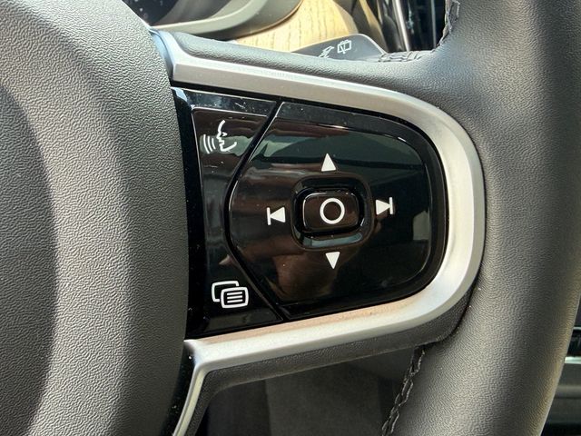 2026 Volvo XC60 Core - Photo 24