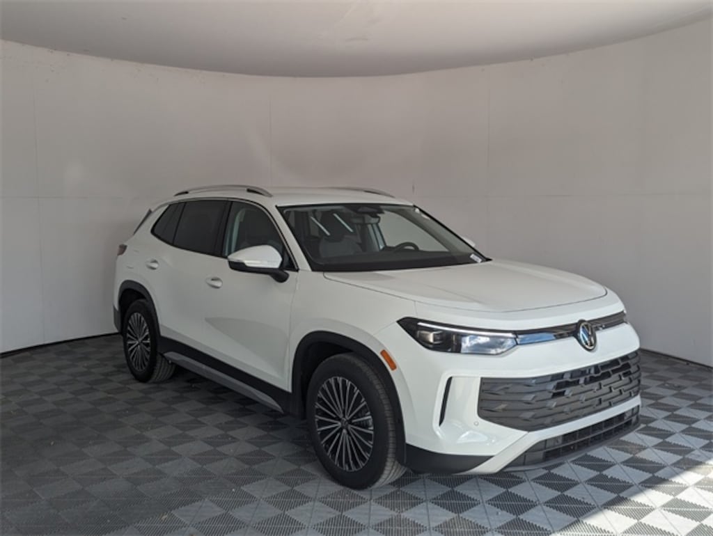 New 2025 Volkswagen Tiguan 2.0T S SUV