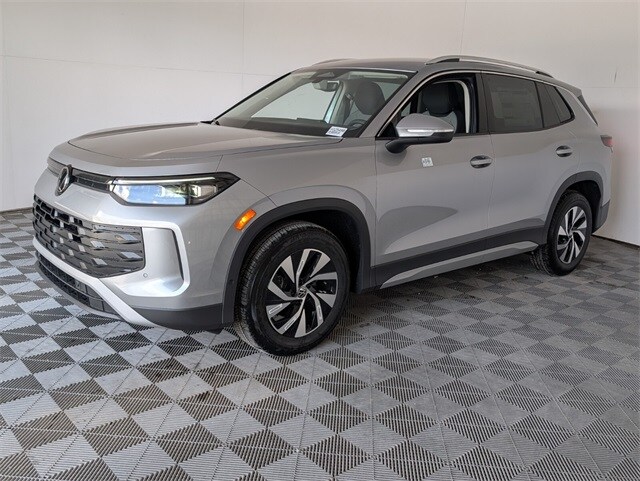 2025 Volkswagen Tiguan S photo 4