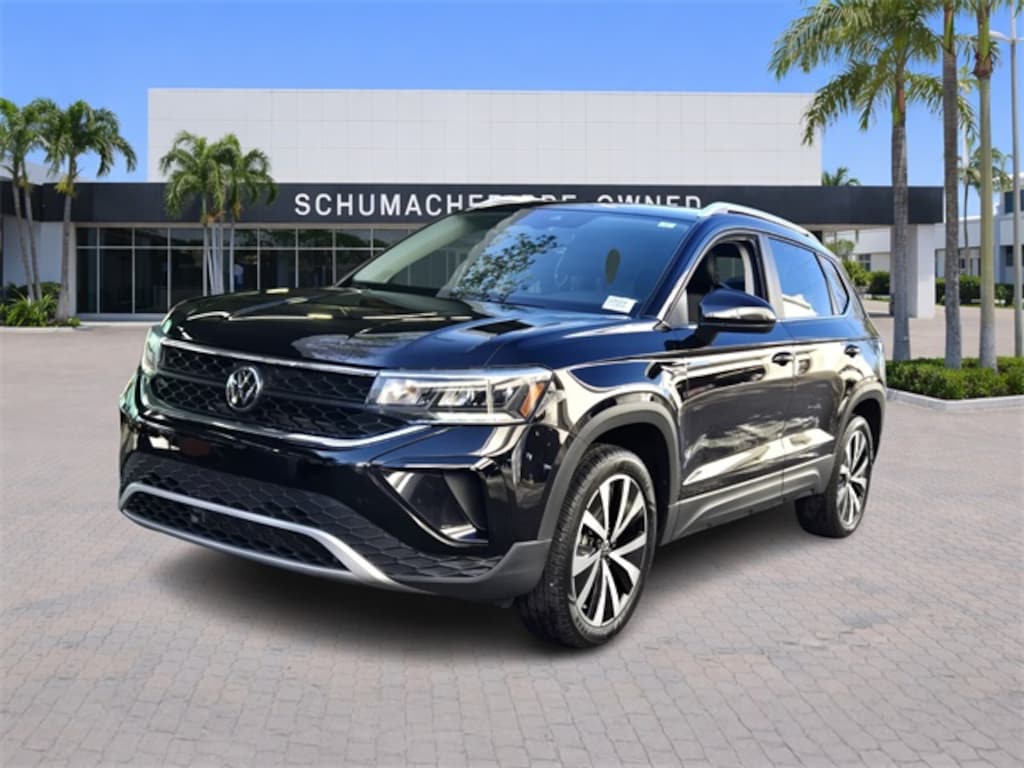 Used 2023 Volkswagen Taos 1.5T SE SUV