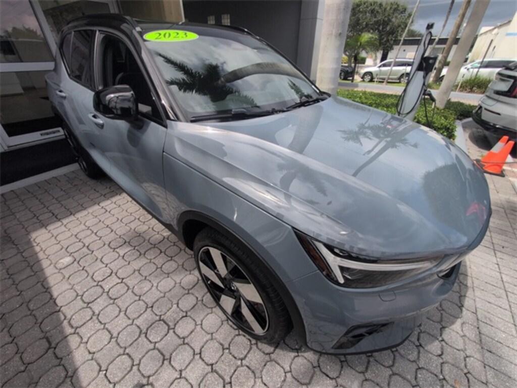 Used 2023 Volvo XC40 Recharge Pure Electric Ultimate SUV