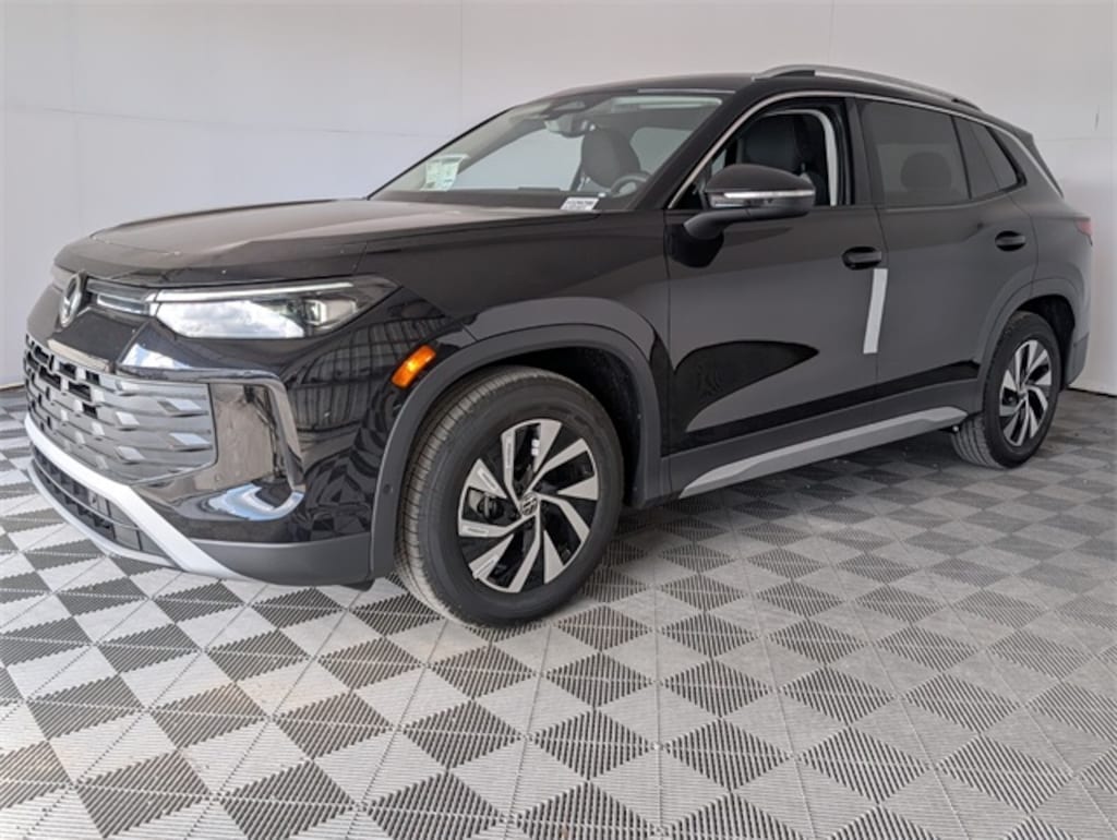 New 2026 Volkswagen Tiguan 2.0T S SUV