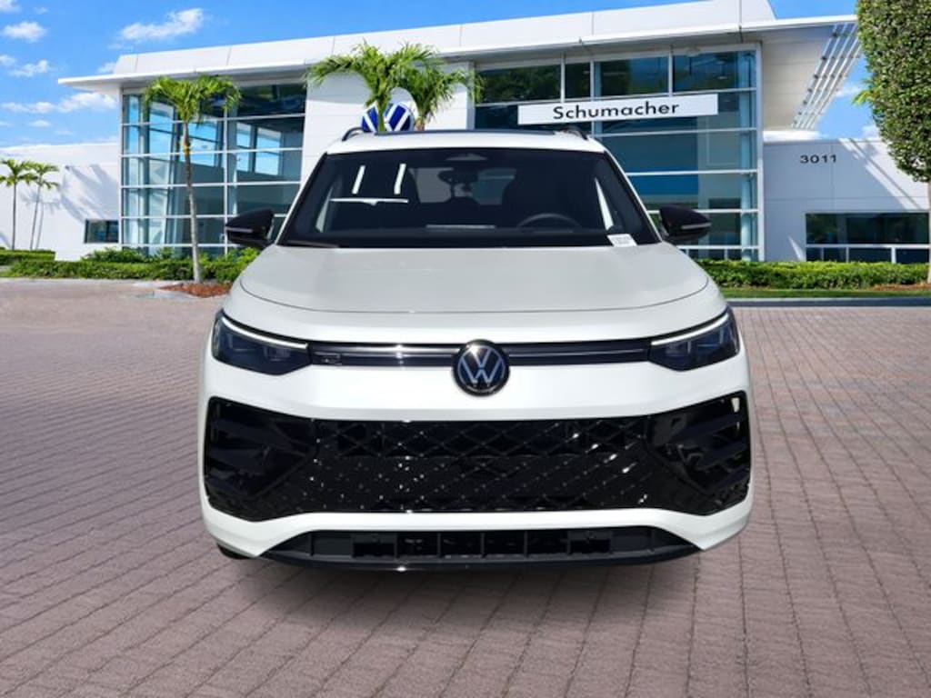 New 2026 Volkswagen Tiguan 2.0T SE R-Line Black SUV