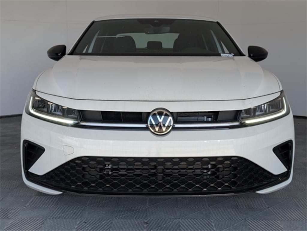 New 2025 Volkswagen Jetta 1.5T Sport Sedan