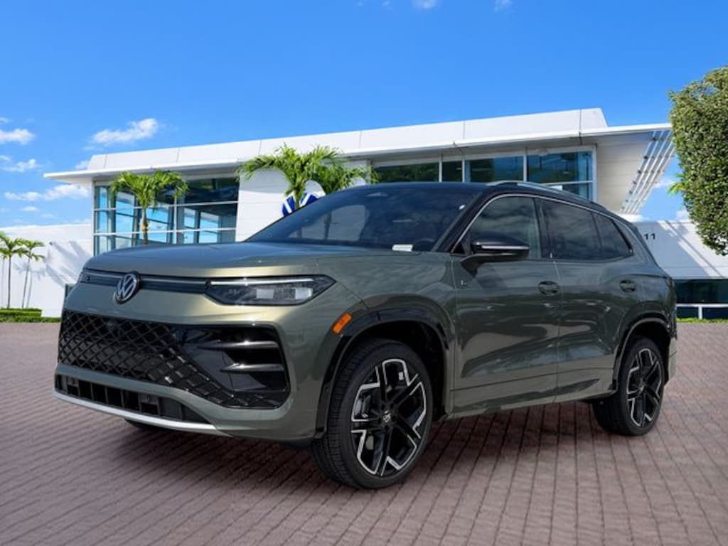 New 2026 Volkswagen Tiguan 2.0T SEL R-Line Turbo SUV