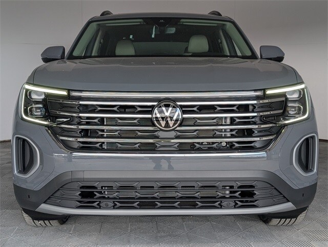 2026 Volkswagen Atlas SE Technology photo 3