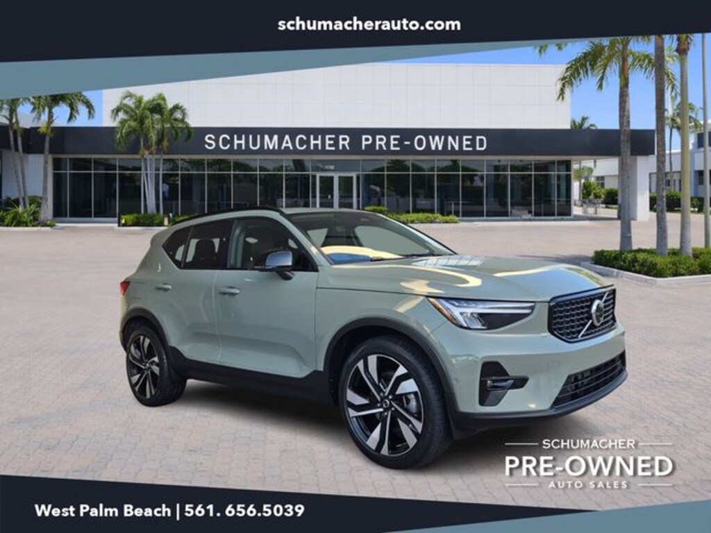 Used 2023 Volvo XC40 B5 AWD Plus Dark SUV