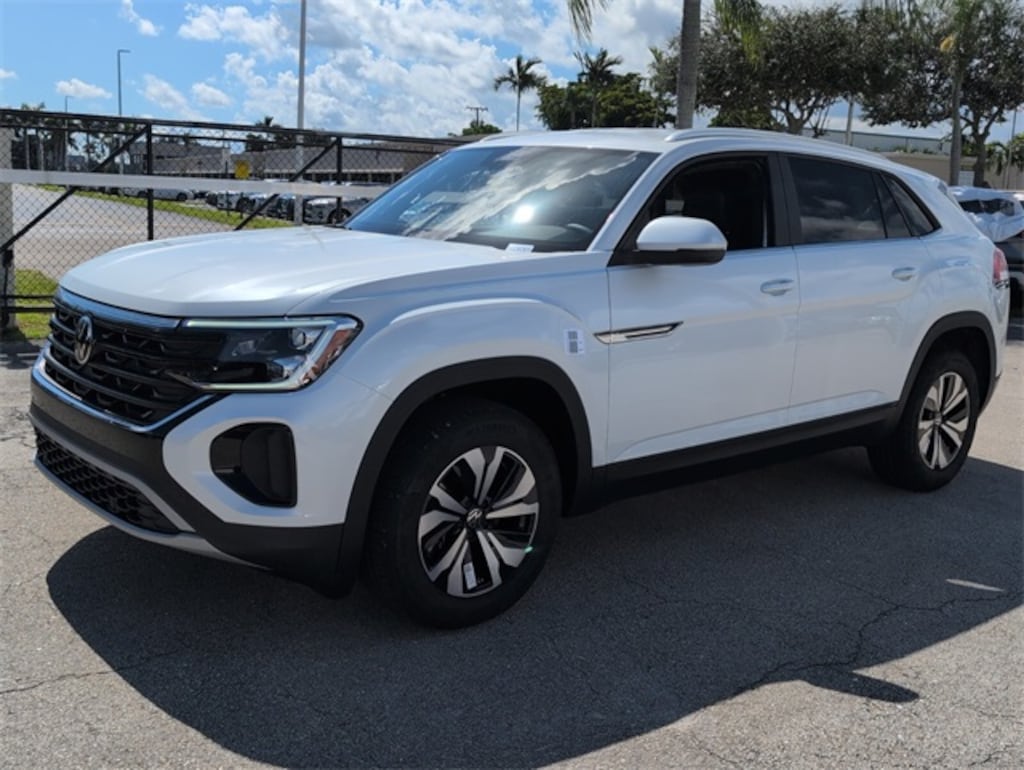 New 2026 Volkswagen Atlas Cross Sport 2.0T SE SUV
