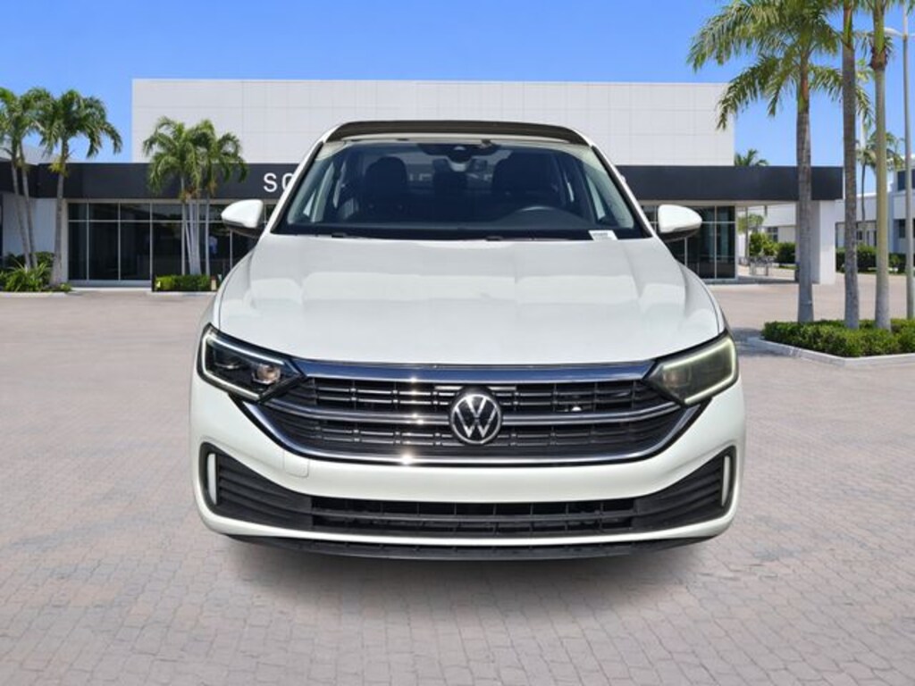 Certified 2022 Volkswagen Jetta 1.5T SEL Sedan