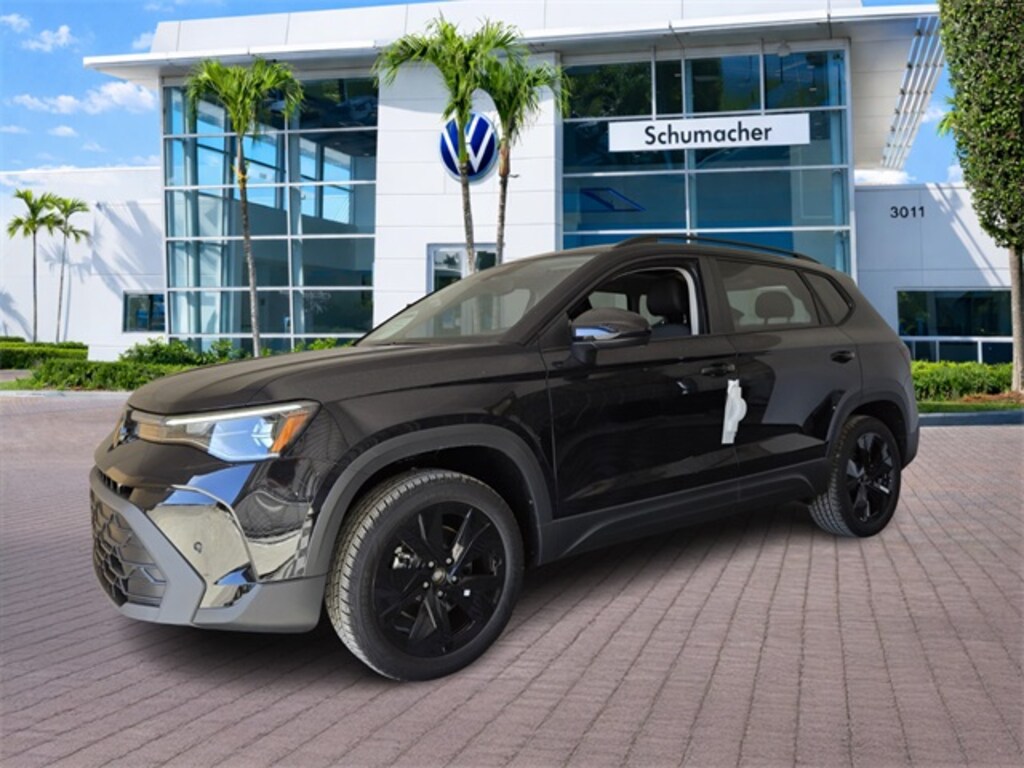 New 2026 Volkswagen Taos 1.5T SE Black SUV