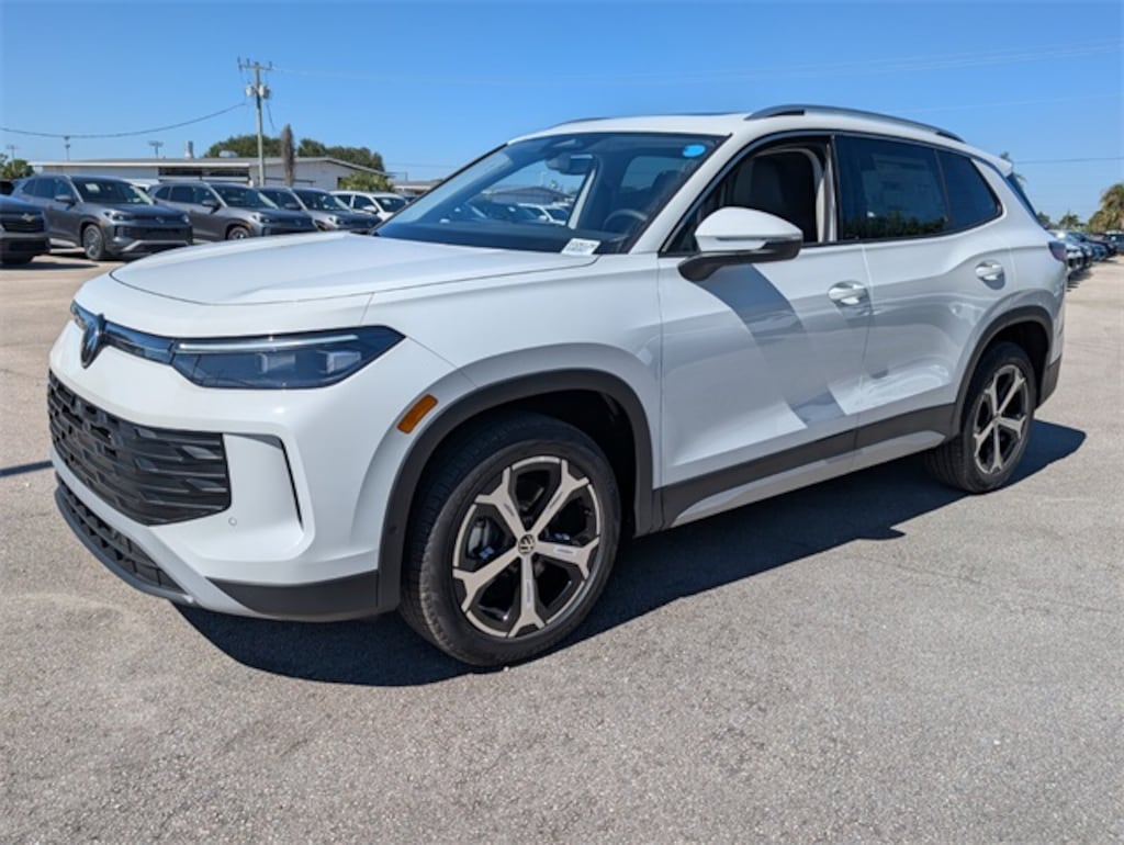 New 2026 Volkswagen Tiguan 2.0T SE SUV