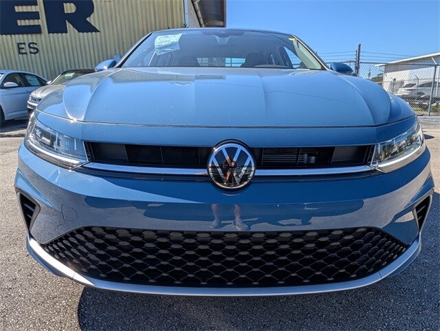 2026 Volkswagen Jetta 1.5T S photo 3