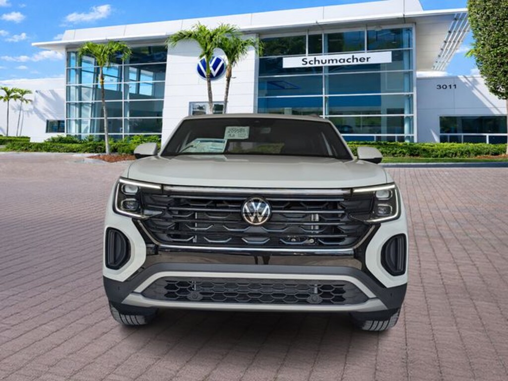 New 2026 Volkswagen Atlas Cross Sport 2.0T SE w/Technology SUV