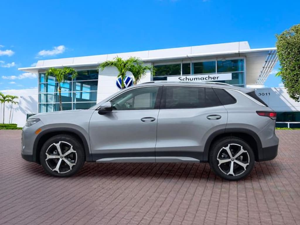 New 2026 Volkswagen Tiguan 2.0T SE SUV