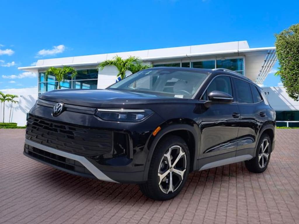 New 2026 Volkswagen Tiguan 2.0T SE SUV
