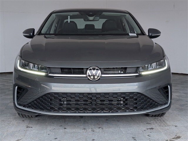 2025 Volkswagen Jetta 1.5T SEL photo 2