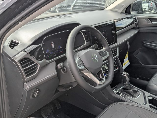 2026 Volkswagen Taos SE Black - Photo 12
