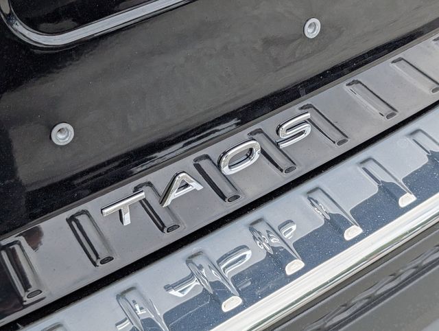 2026 Volkswagen Taos SE Black - Photo 16