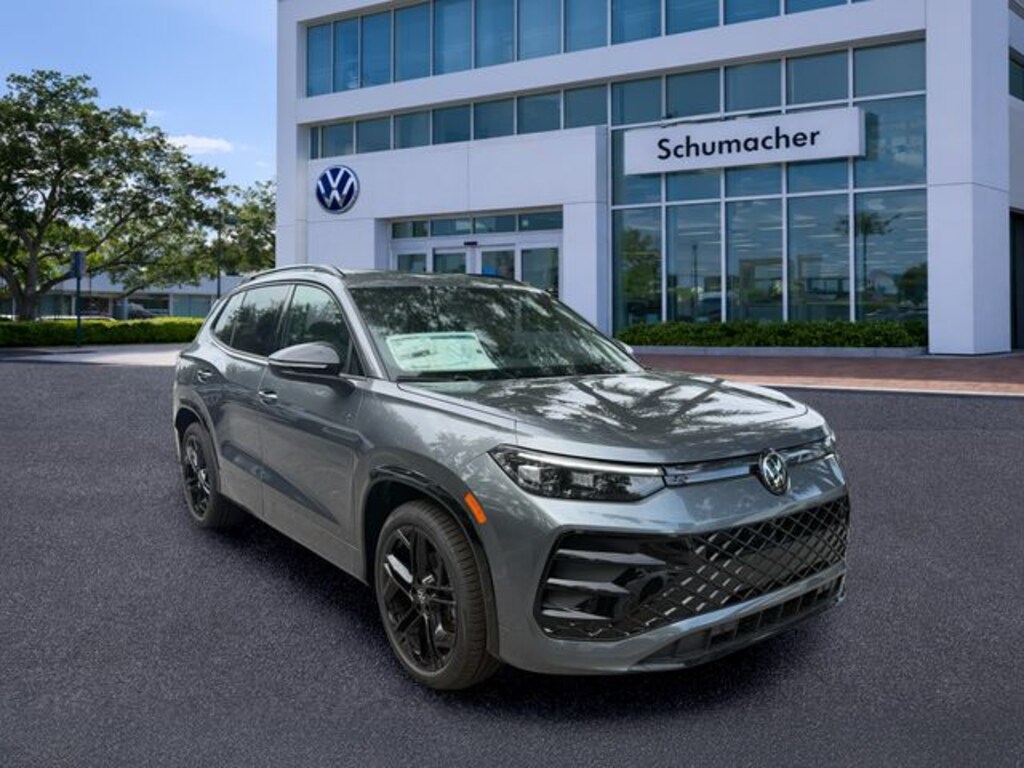 New 2026 Volkswagen Tiguan 2.0T SE R-Line Black SUV