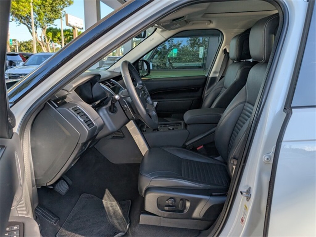 Used 2024 Land Rover Discovery P300 S SUV