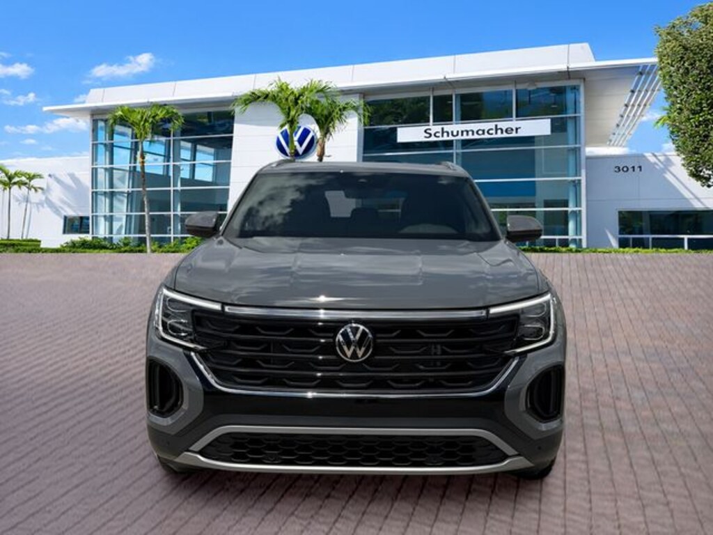 New 2026 Volkswagen Atlas Cross Sport 2.0T SE w/Technology SUV