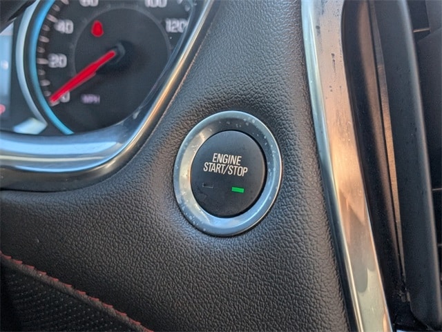 2023 Chevrolet Traverse RS photo 4