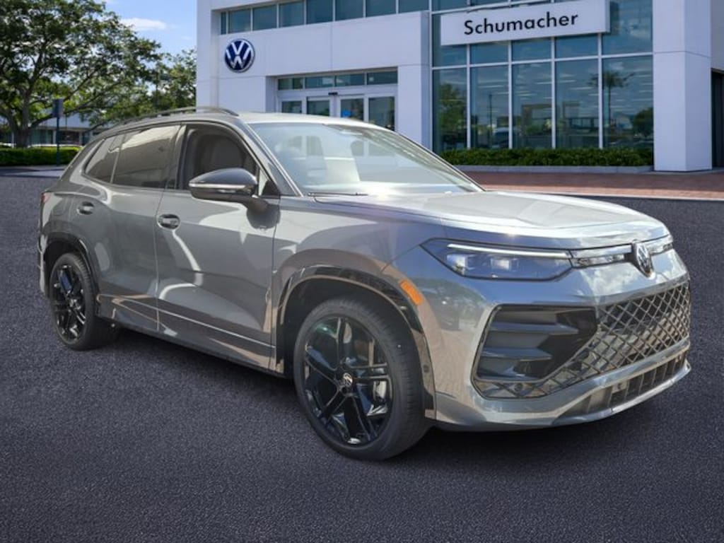 New 2026 Volkswagen Tiguan 2.0T SE R-Line Black SUV