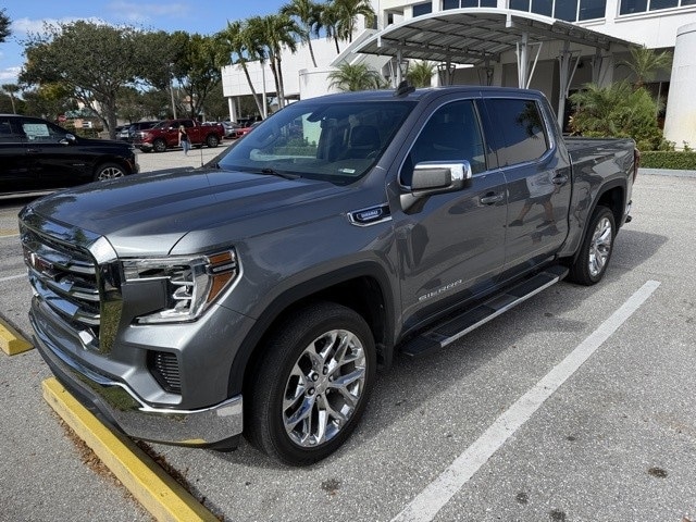 2020 GMC Sierra SLE's photo