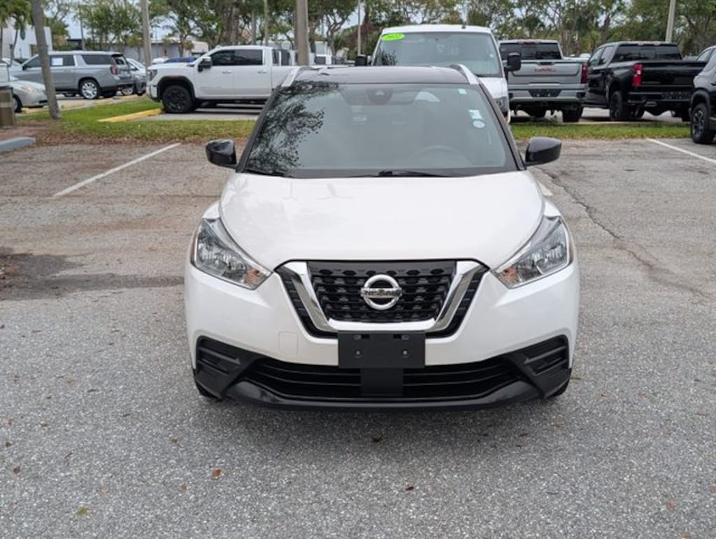 Used 2020 Nissan Kicks SV SUV
